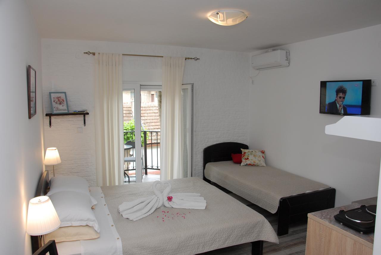 Apartments Idila Bela Crkva  Bagian luar foto